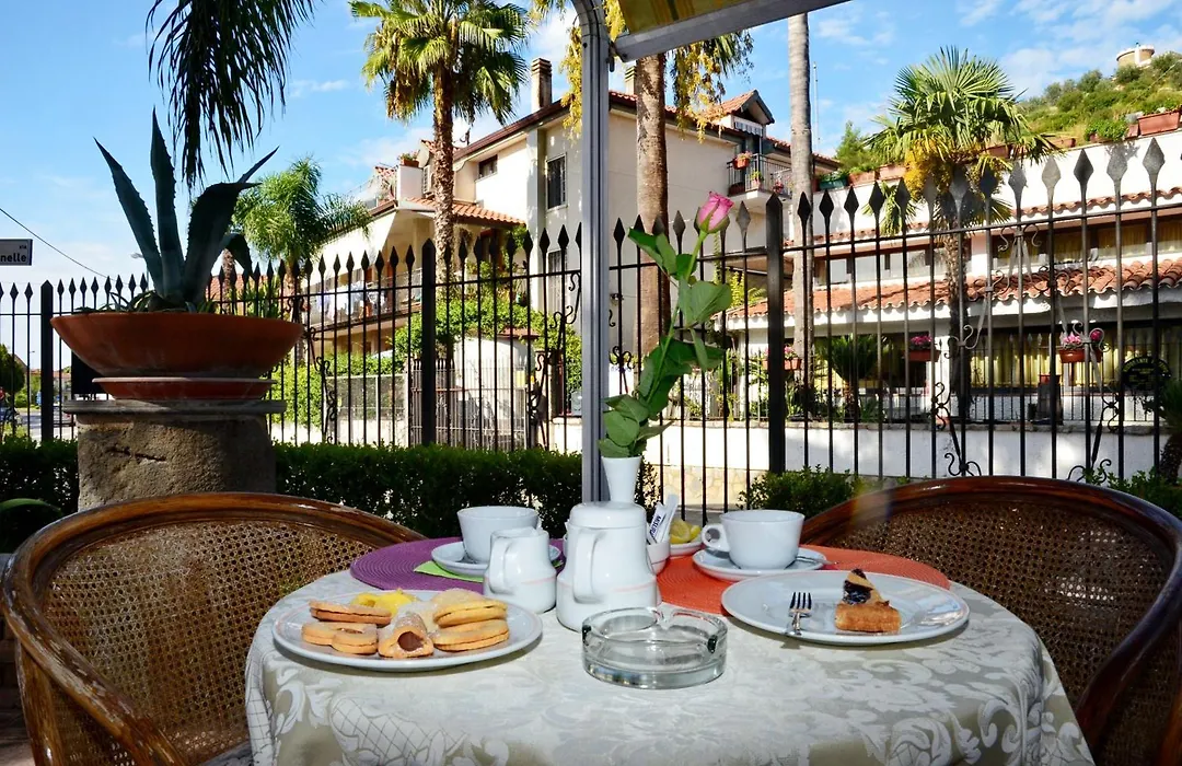 Hotel Il Ceppo-1