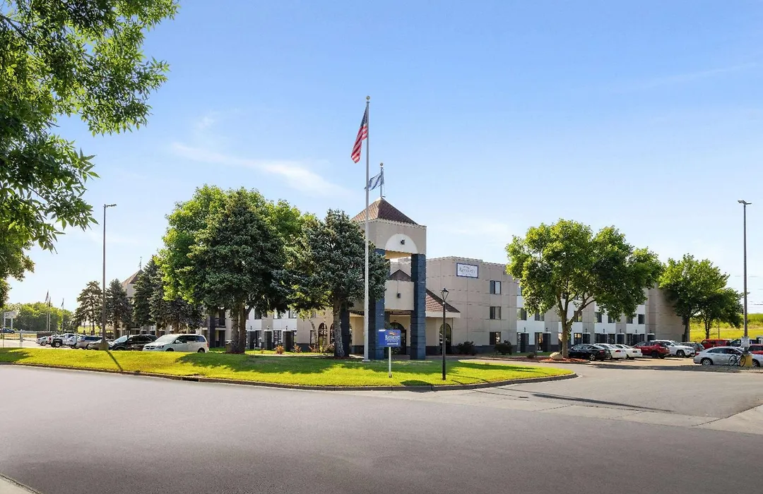 Baymont By Wyndham Shakopee-1