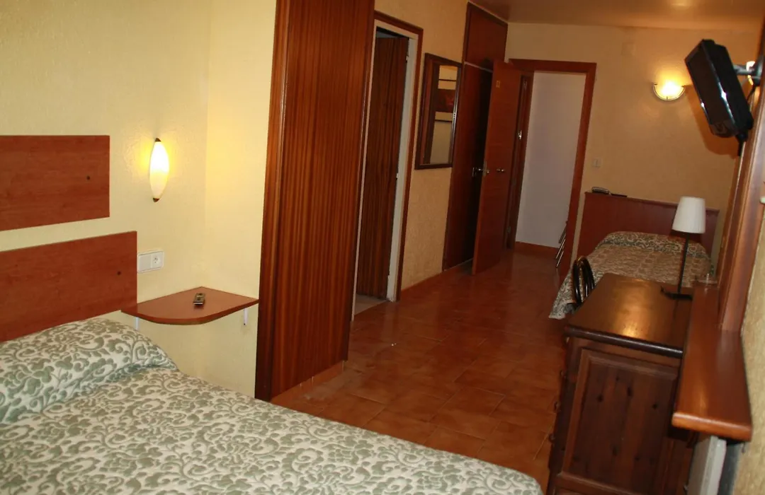 Hotel la Masia-1