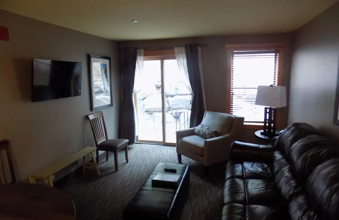 Breck Inn-1