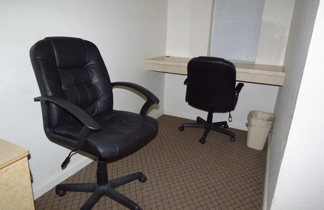 Best Inn Motel Salina-1