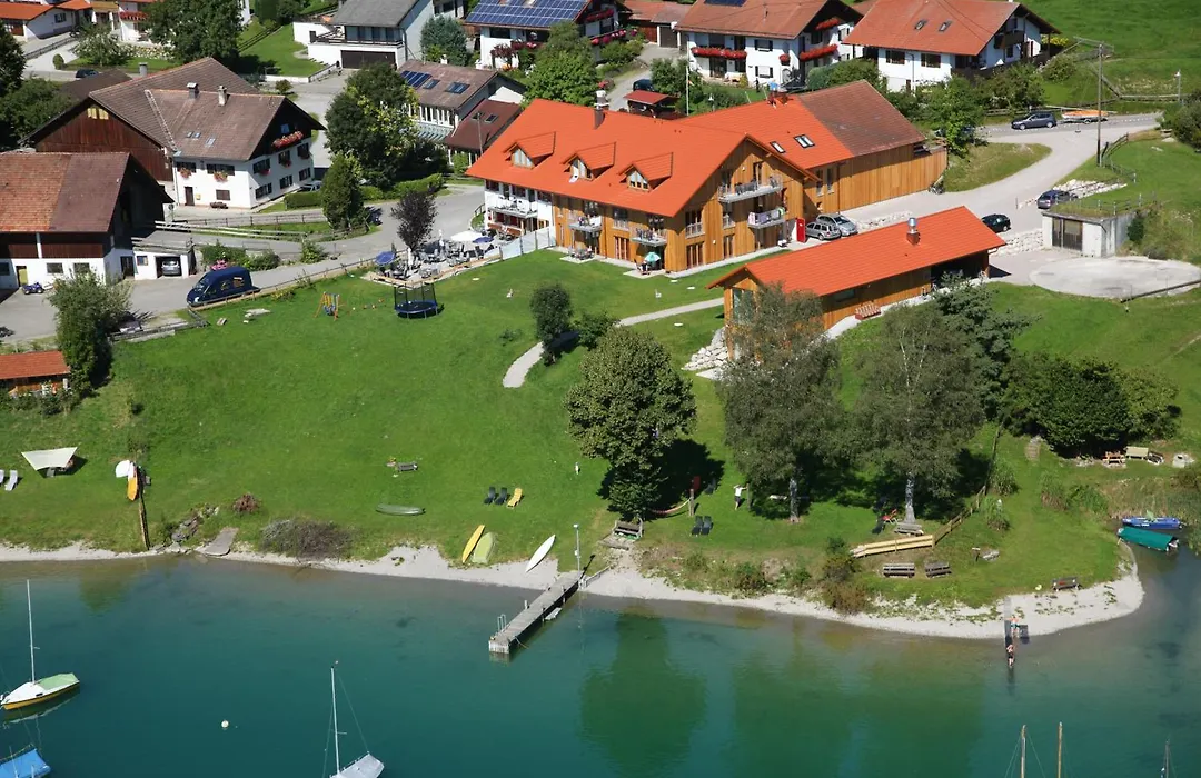 Seehotel und Appartements Schnöller-1