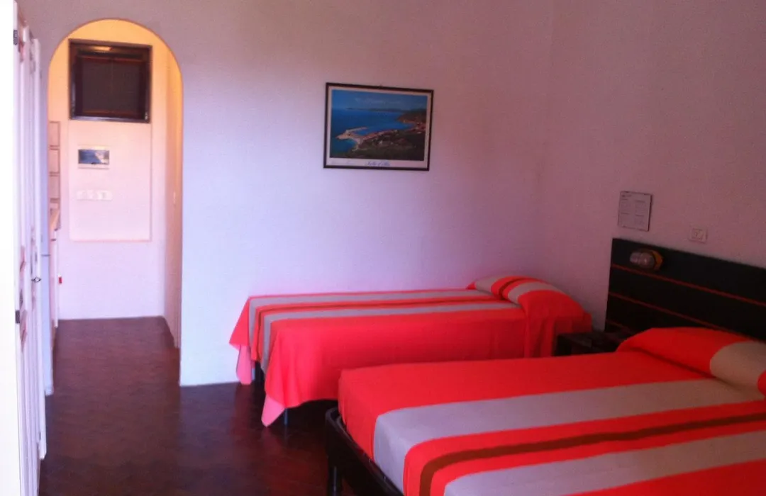 Residence Cala Di Mola-1