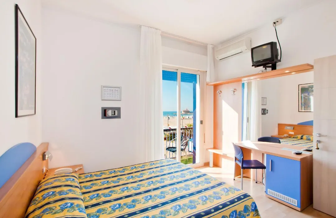 Hotel Riviera-1