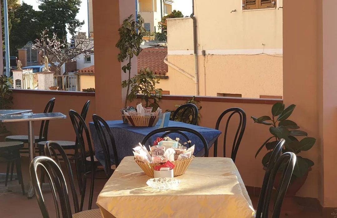 Riccio Hotel-1