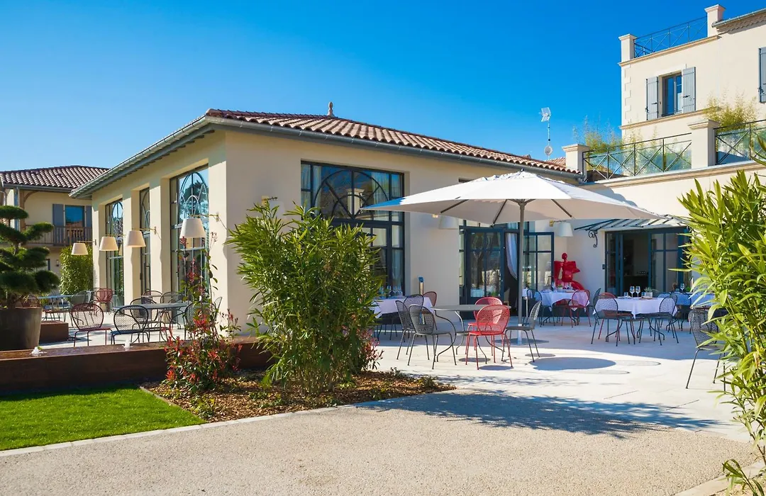 Hotel Clos Castel Villas Spa-1
