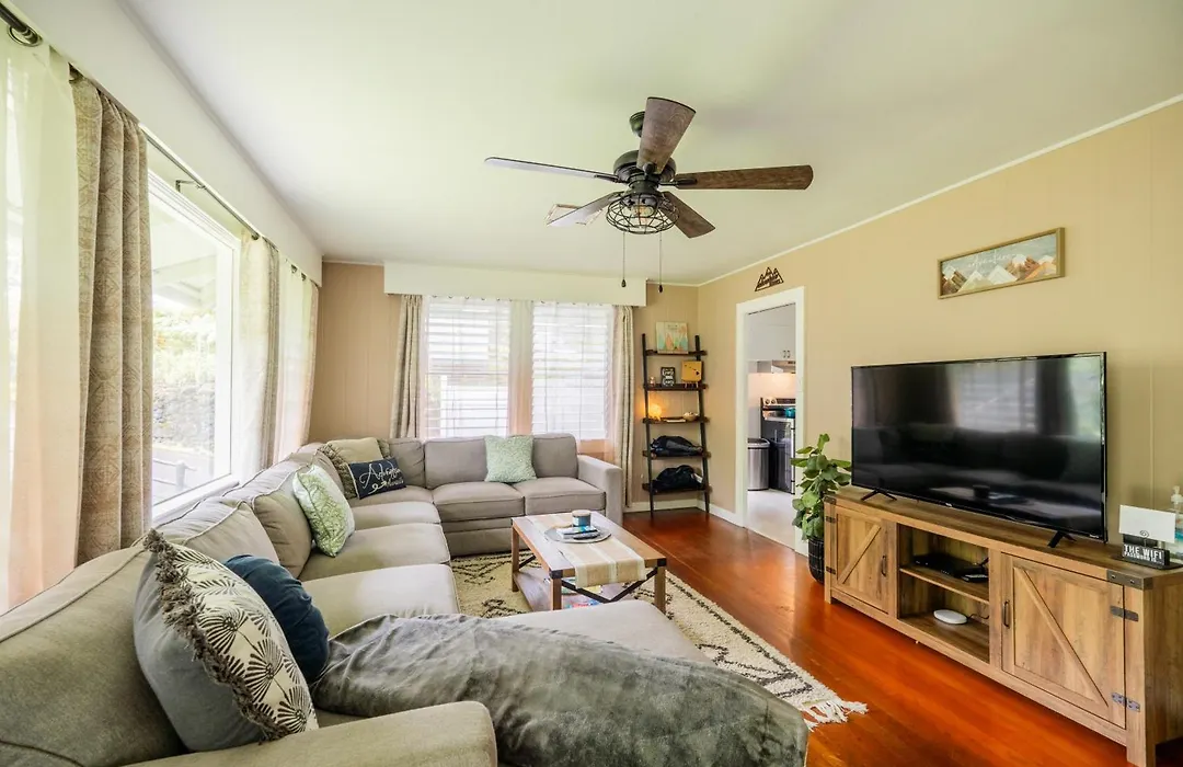 Hale Leilani - Hilo 3Br Cold Ac-1