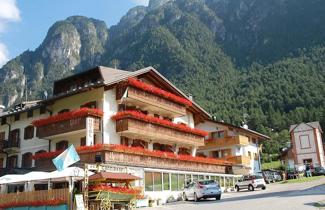 Albergo Ristorante Cacciatori-1