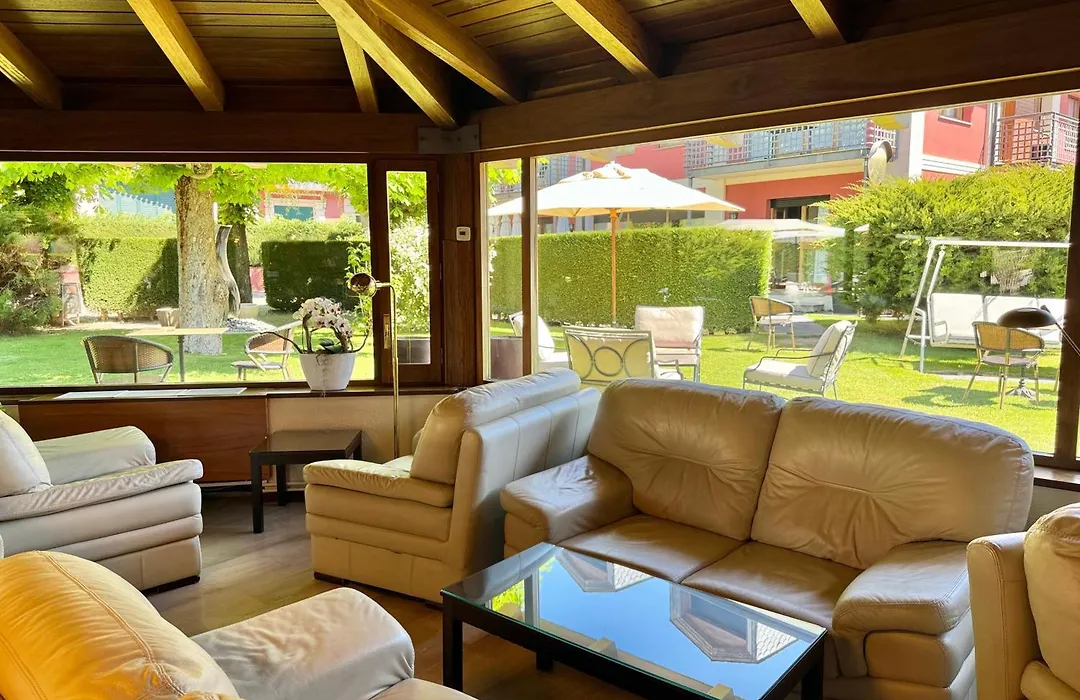Hotel Del Lago-1