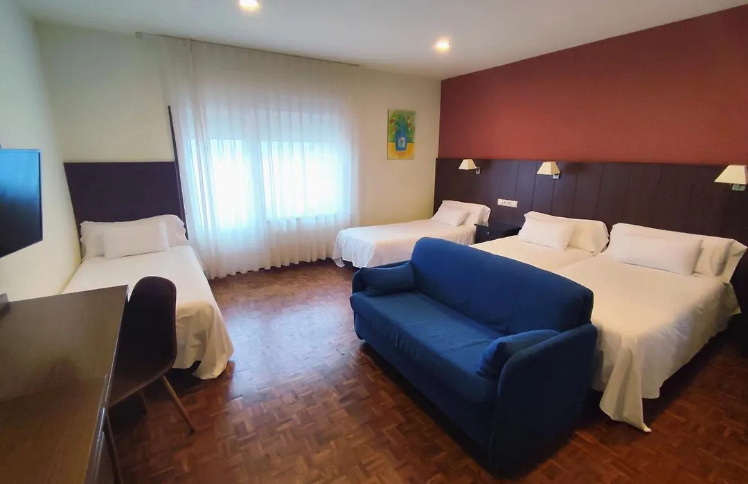 Hotel Eo-1