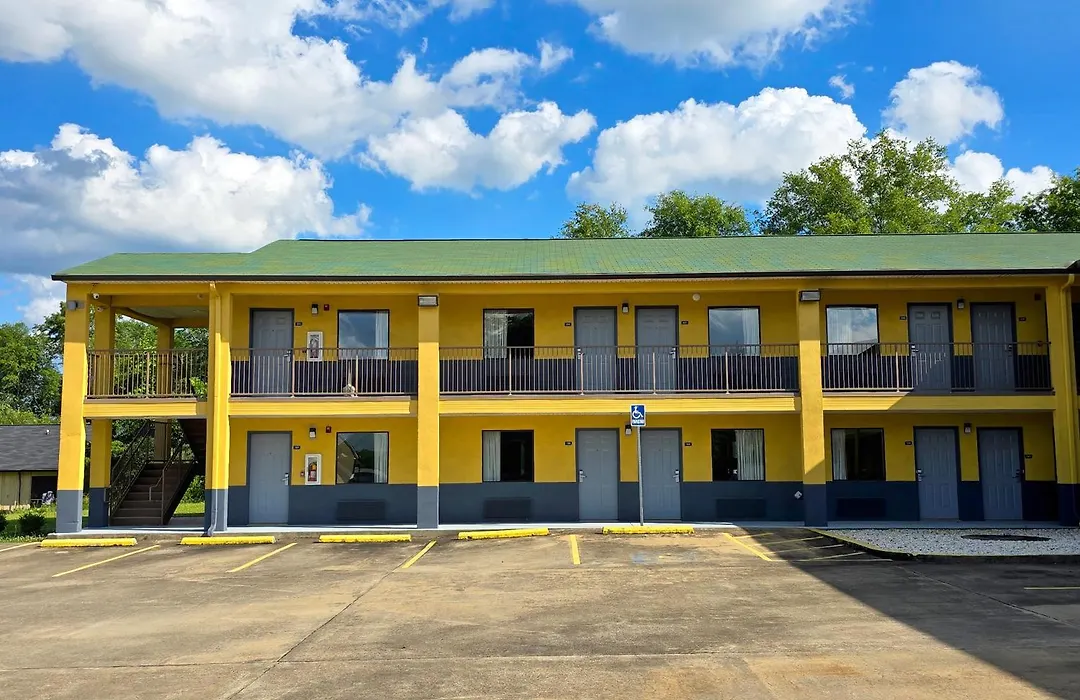 Garden Inn And Suites Near Callaway Gardens Pine Mountain-1
