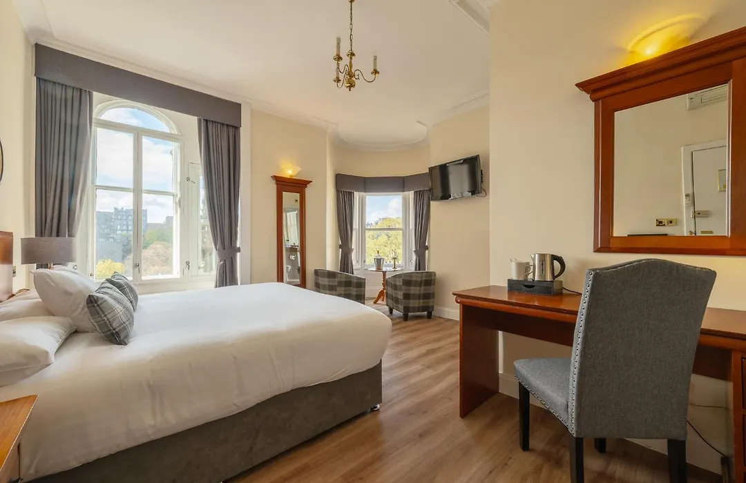 Old Waverley Hotel-1