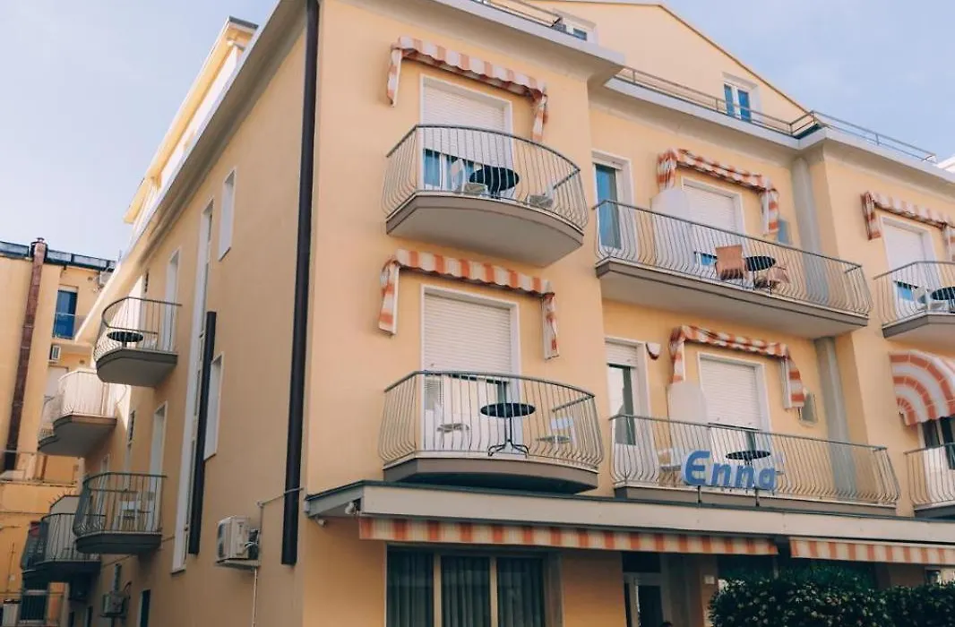 Hotel Enna Rimini-1