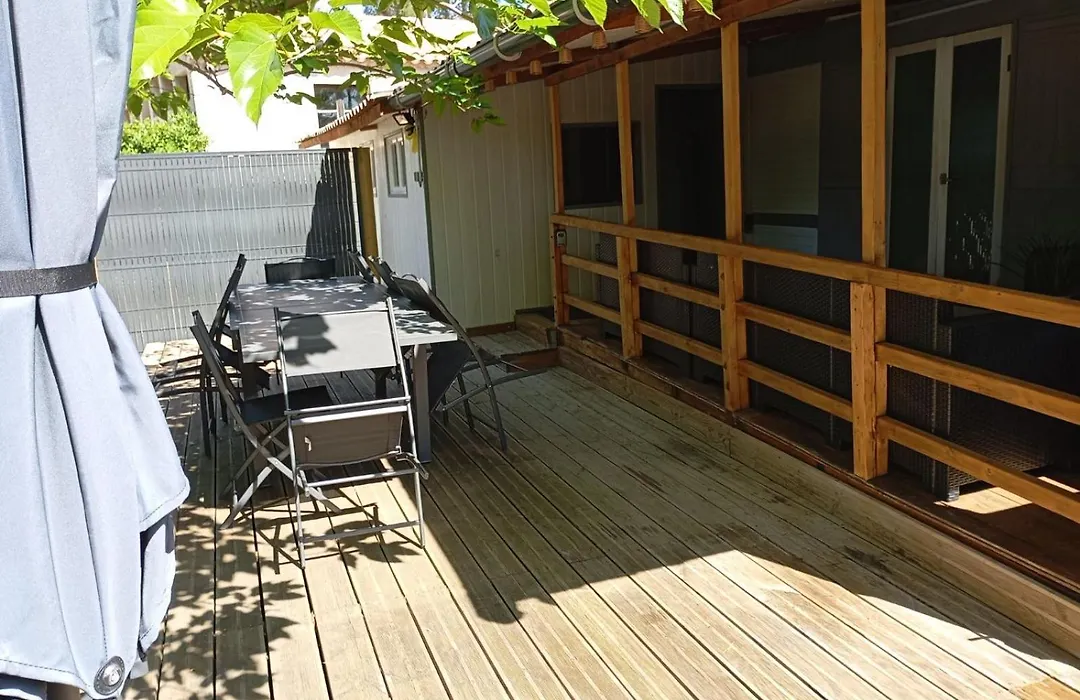 Camping Les Arbouses Mobil Home 6 A 8 Personnes Climatise Barbecue Terrasse-1