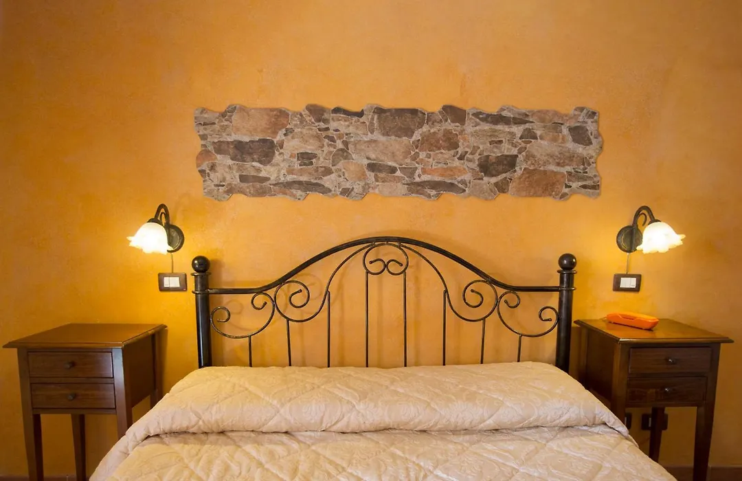 Sikania Suite-1