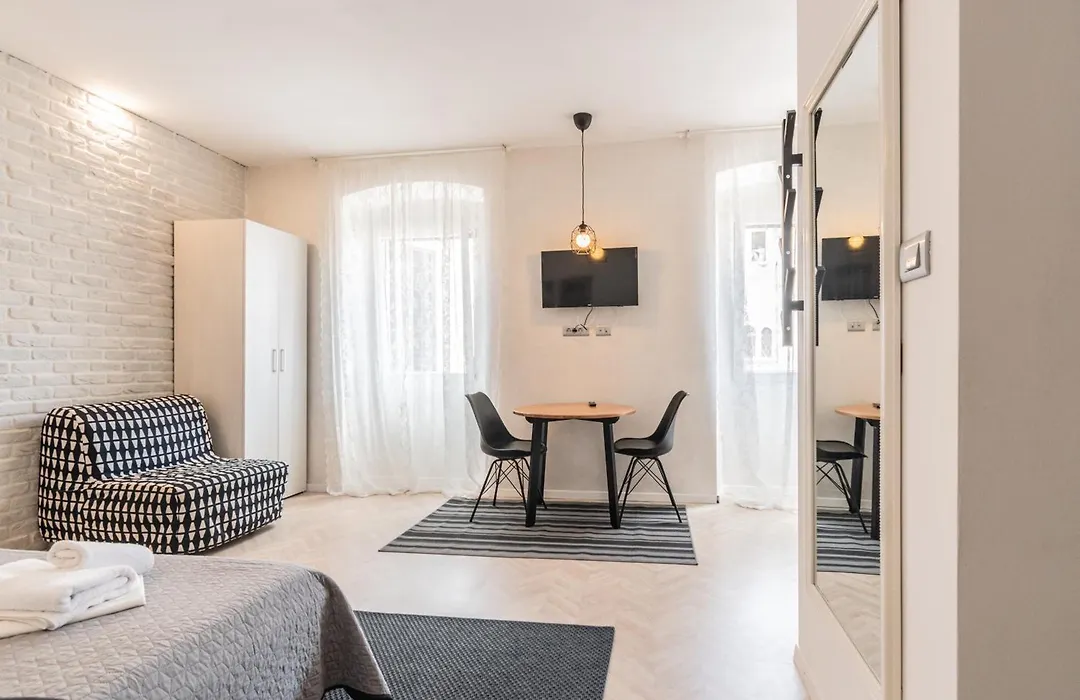 L&B Old Town Studio Apartments-1