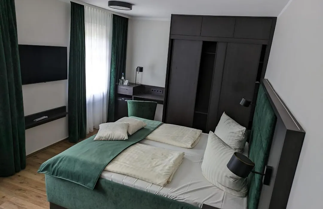 Seehotel Ecktannen-1