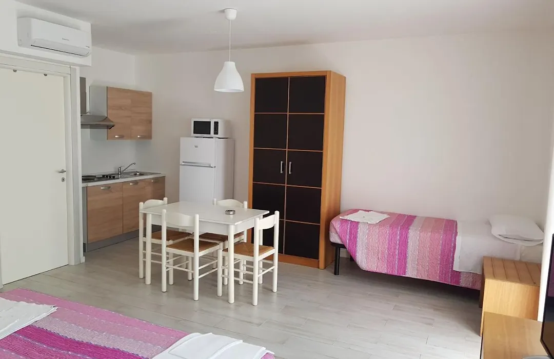 Desiderio Monolocali e camere-1