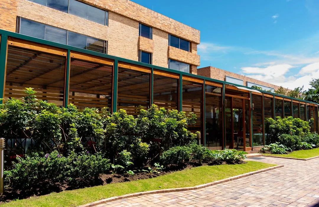 Hotel Habitel Select-1