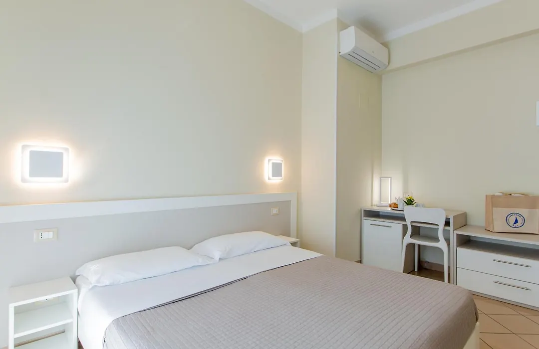 Hotel Lungomare-1