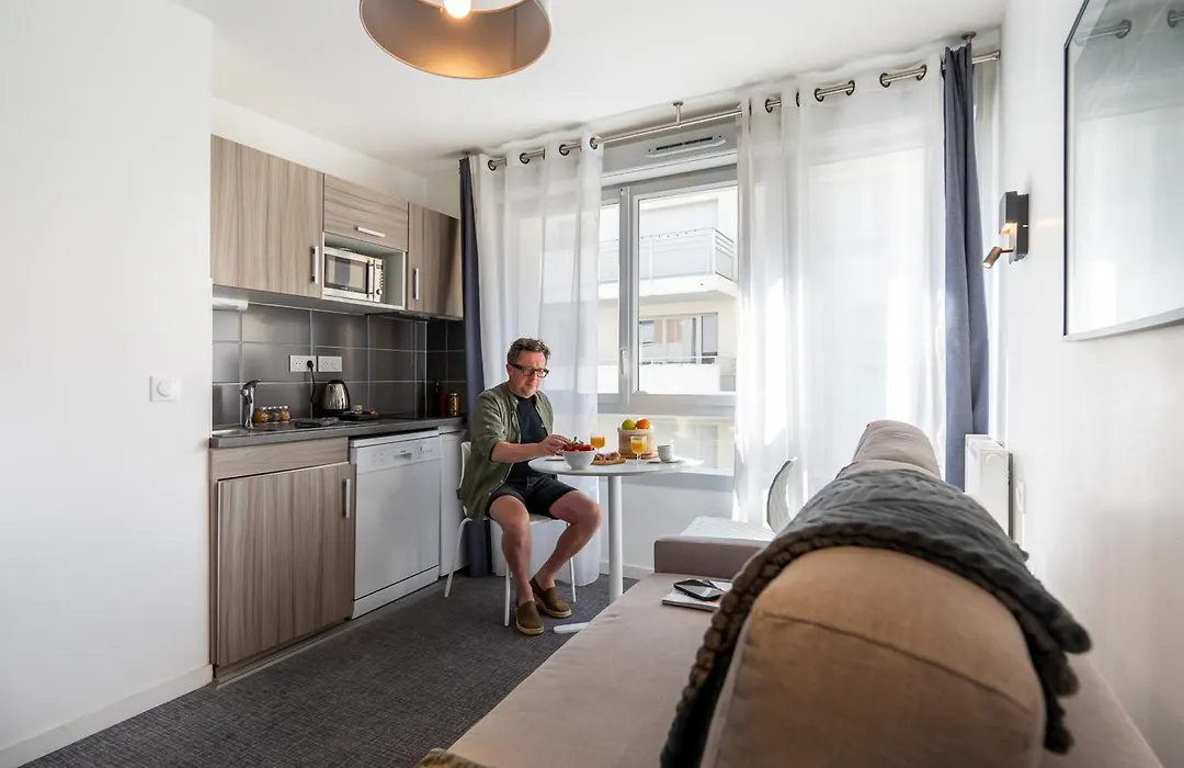 Nemea Appart Hotel Grand Coeur Nancy Centre-1