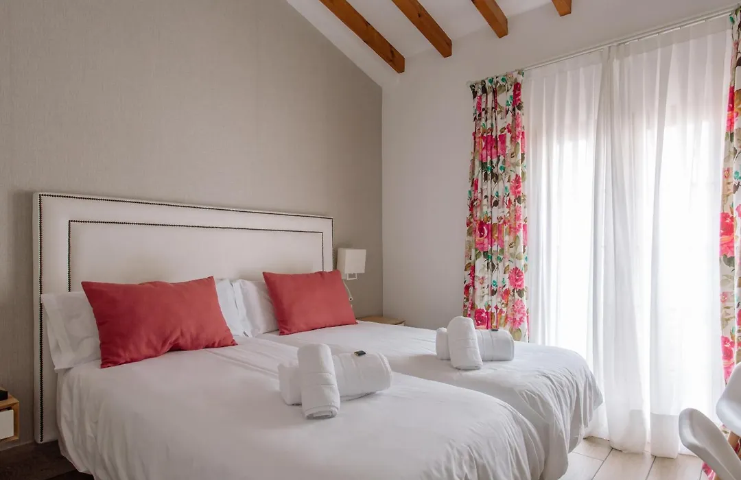 Rosal By Seaward Suites (Adults Only)-1