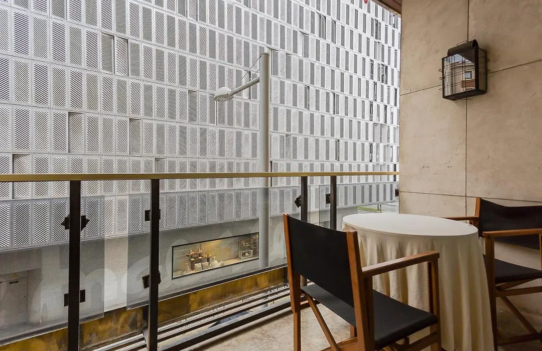 Hostal Rodas Pamplona-1