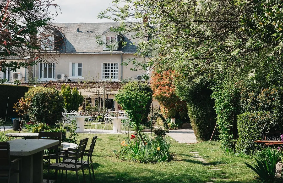 Logis Hotels Auberge Du Centre Chateaux de la Loire-1