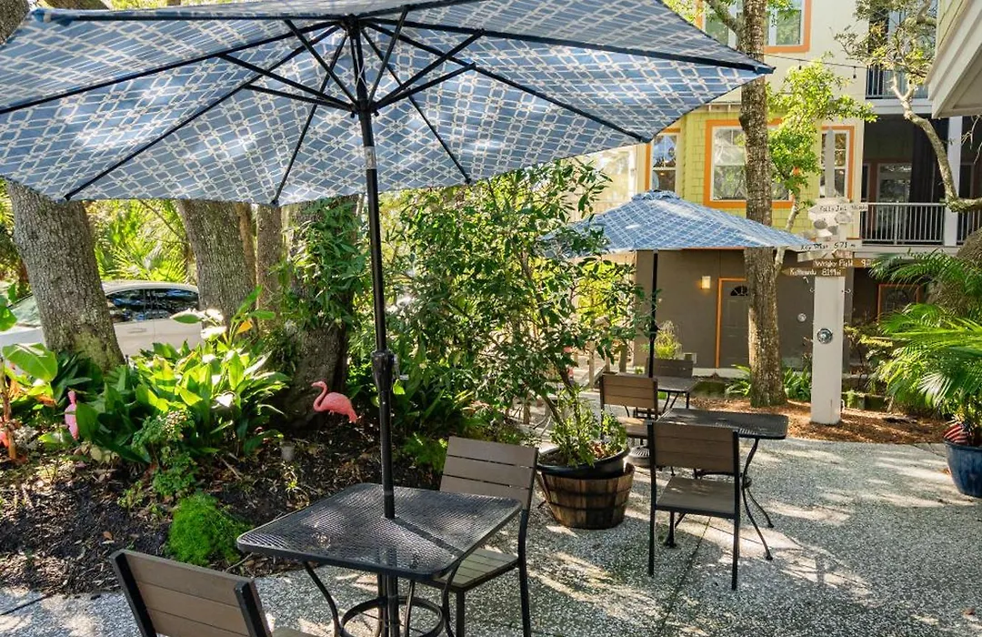 Water'S Edge Inn - Adults Only-1