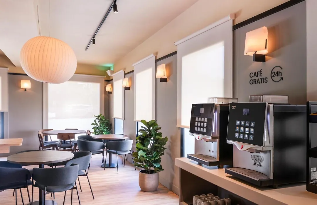 B&B Hotel Barcelona Mollet-1