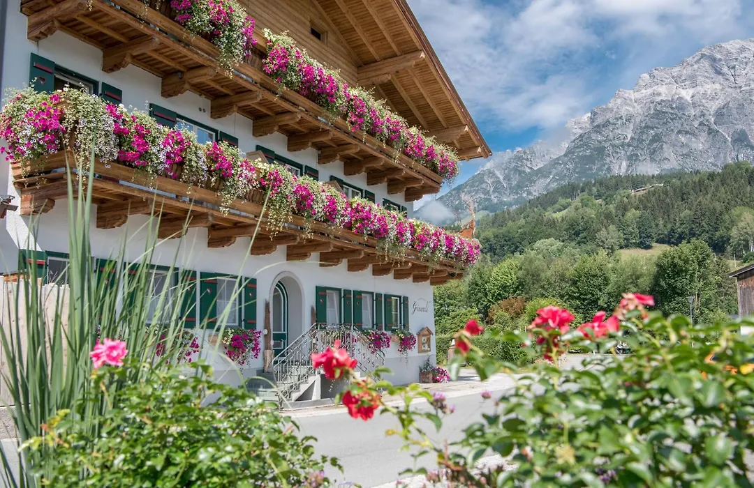 Gourmet-Hotel Grünwald-1