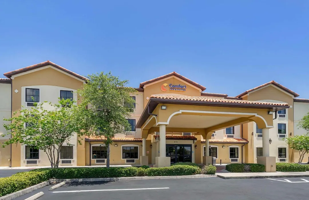 Comfort Inn & Suites Northeast - Gateway-1