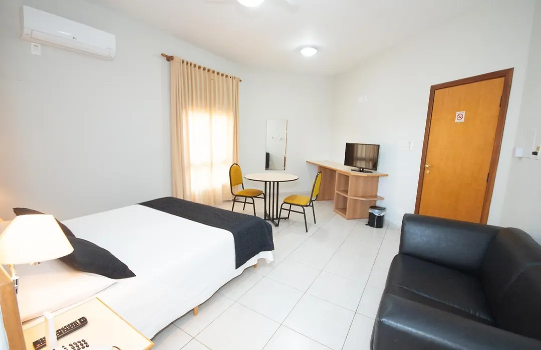 Hotel Ouro Lavras-1
