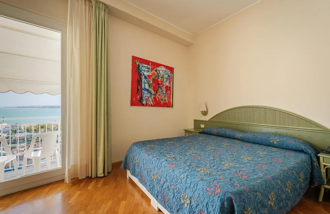 Hotel Scogliera-1