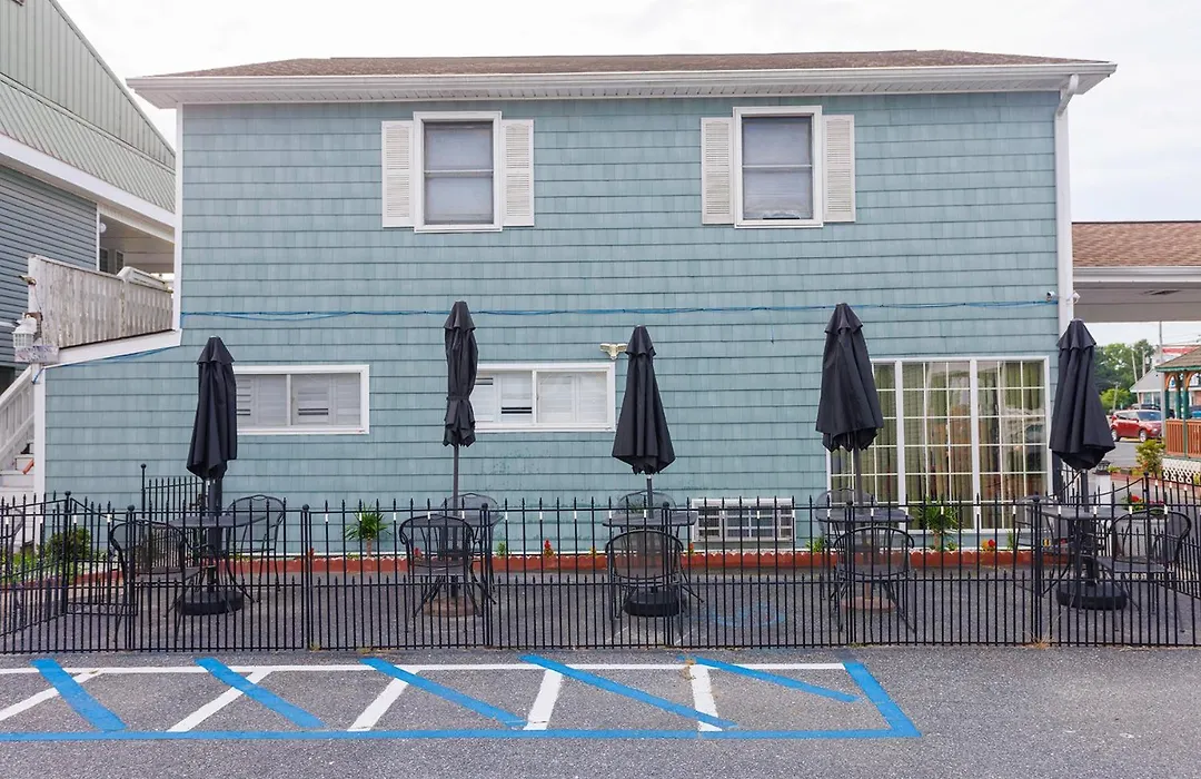 Atlantic Shores Inn And Suites-1