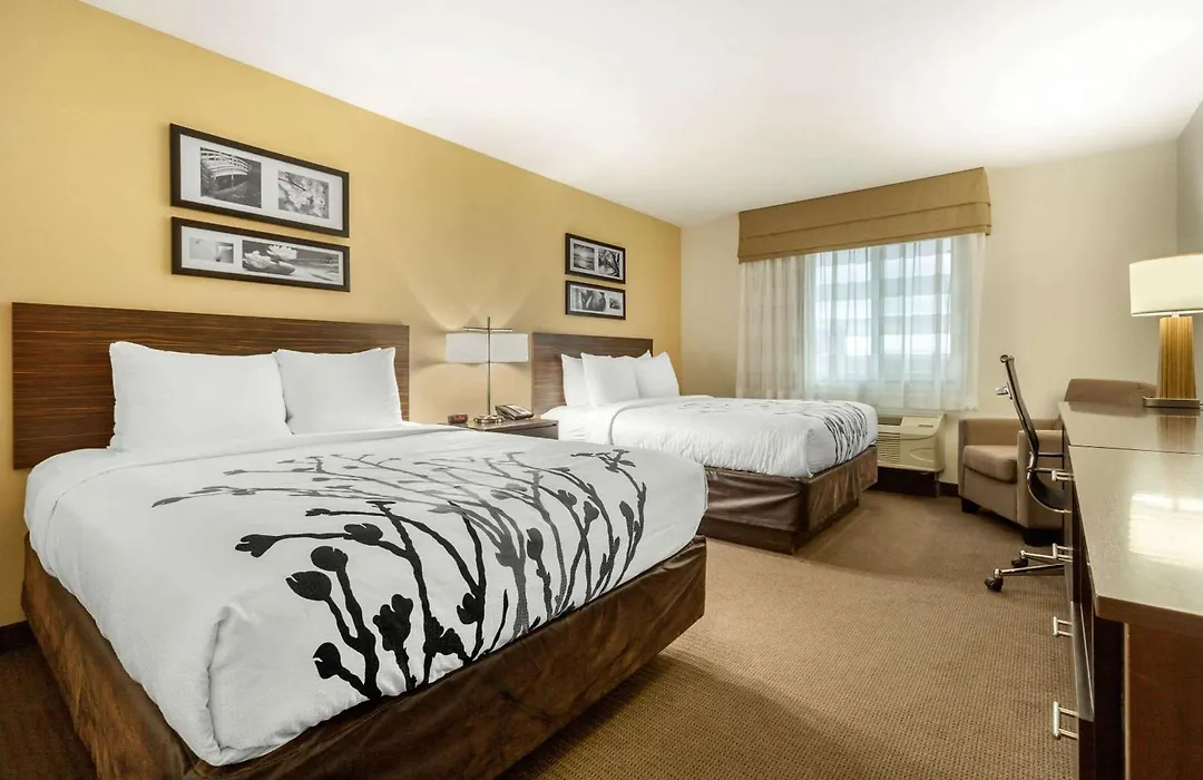 Sleep Inn & Suites Grand Forks Near Alerus Center-1