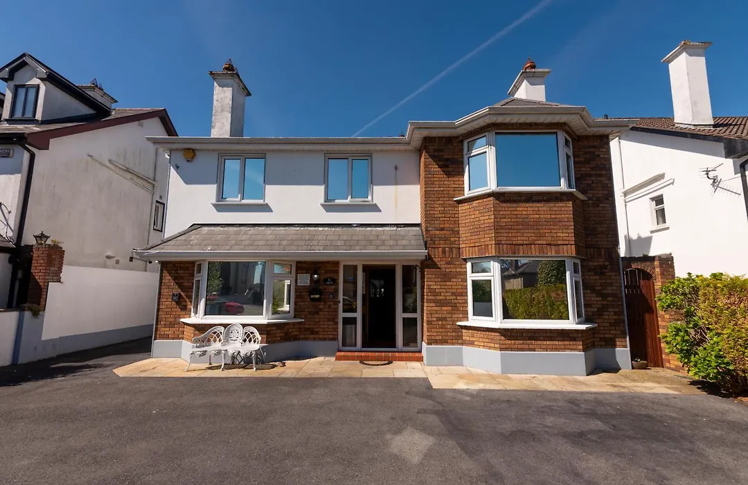 Avalon House-1