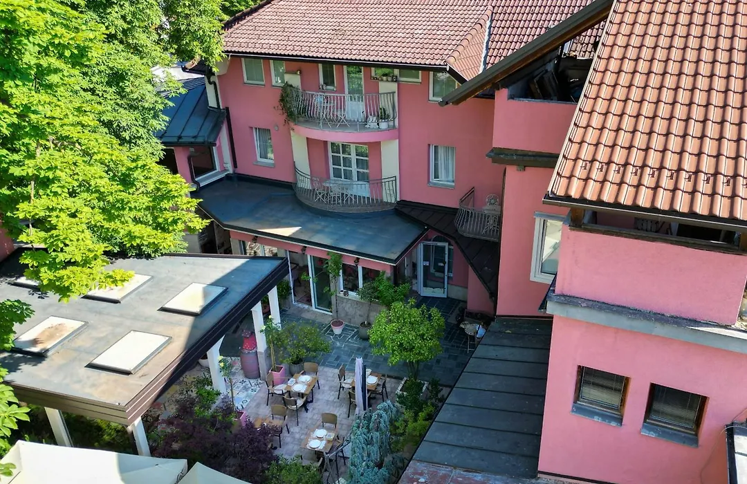 Boutique Hotel Asteria-1