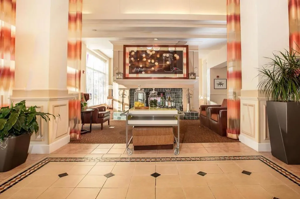 Hilton Garden Inn Oshkosh-1