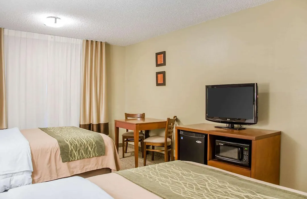Comfort Inn-1