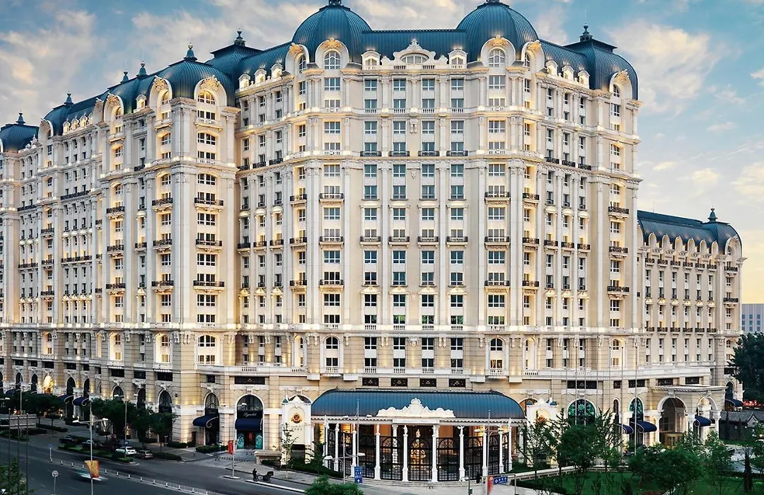 Legendale Hotel Beijing-1