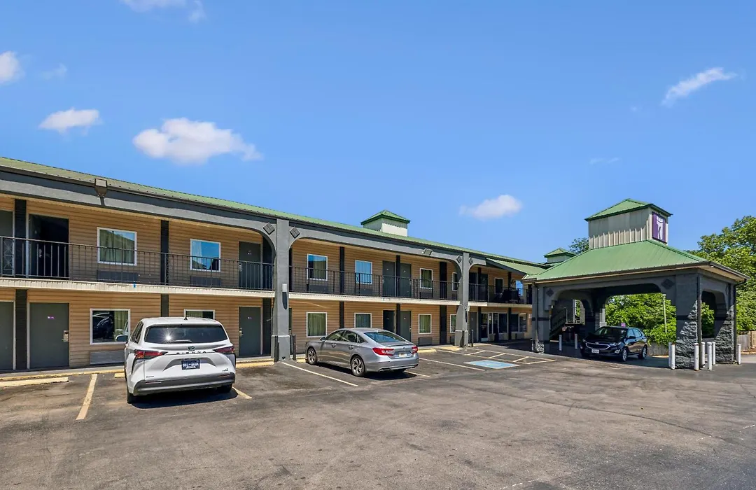 Knights Inn Antioch-1