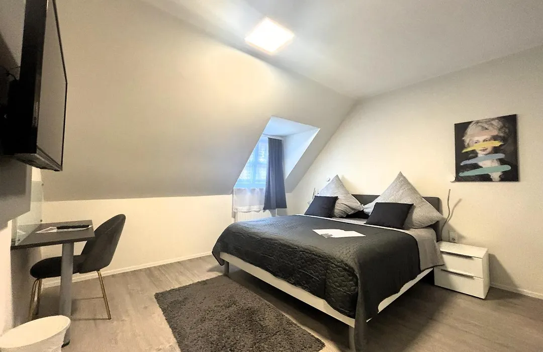 Boutique Hotel Q8 By Simplex-1