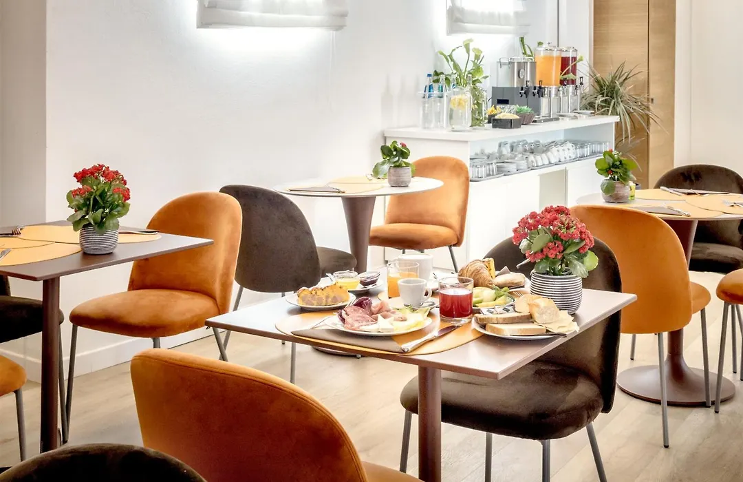 Hotel Italia-1
