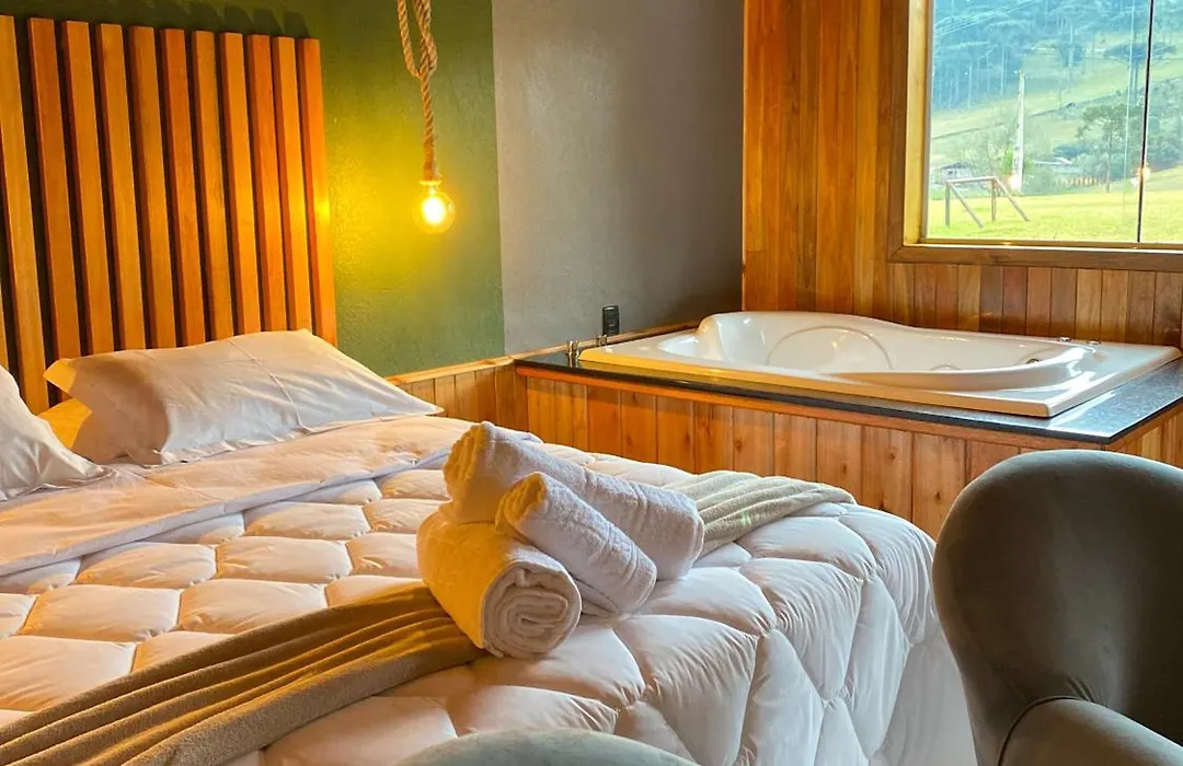 Pousada Rural Pavão - Suites e Chalés-1