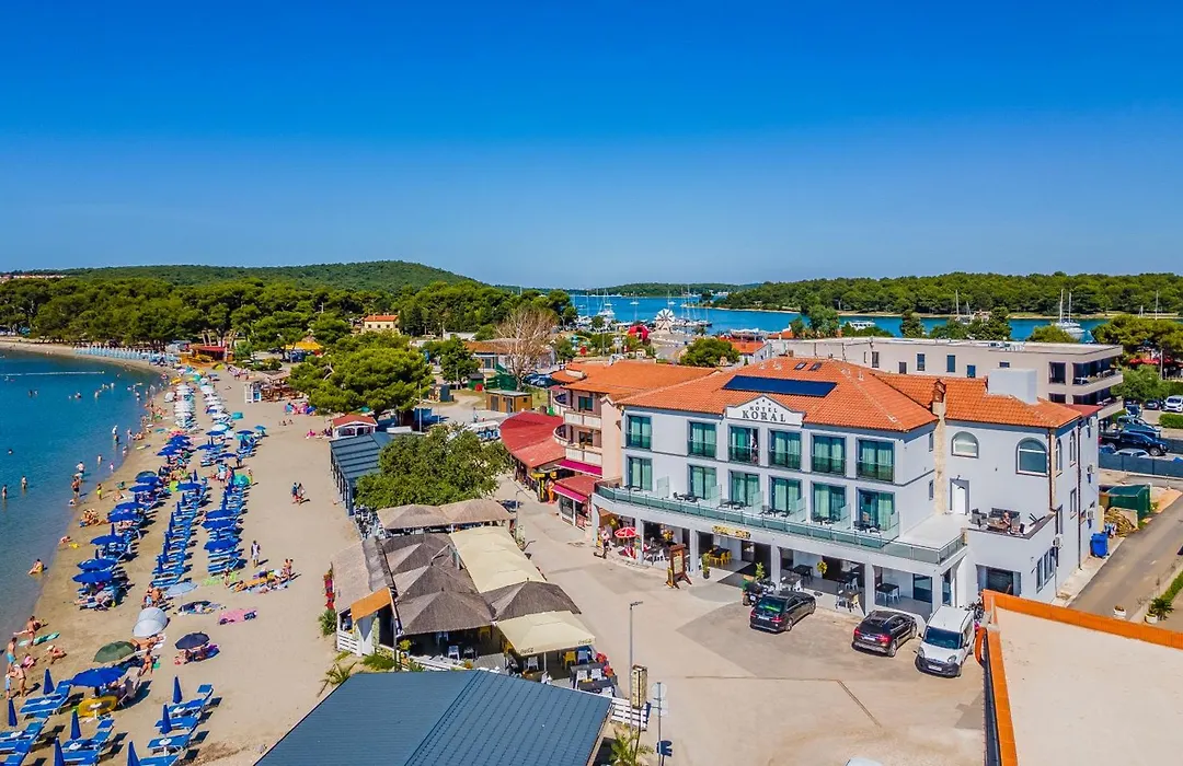 Hotel Koral-1