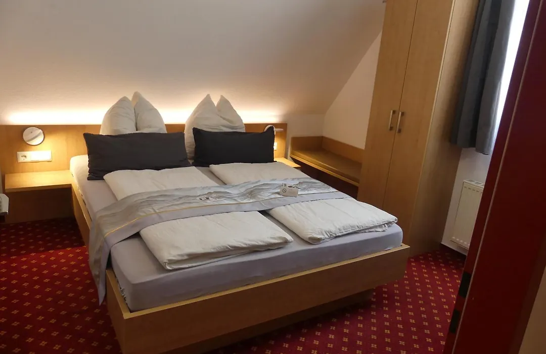 Hotel Traube-1