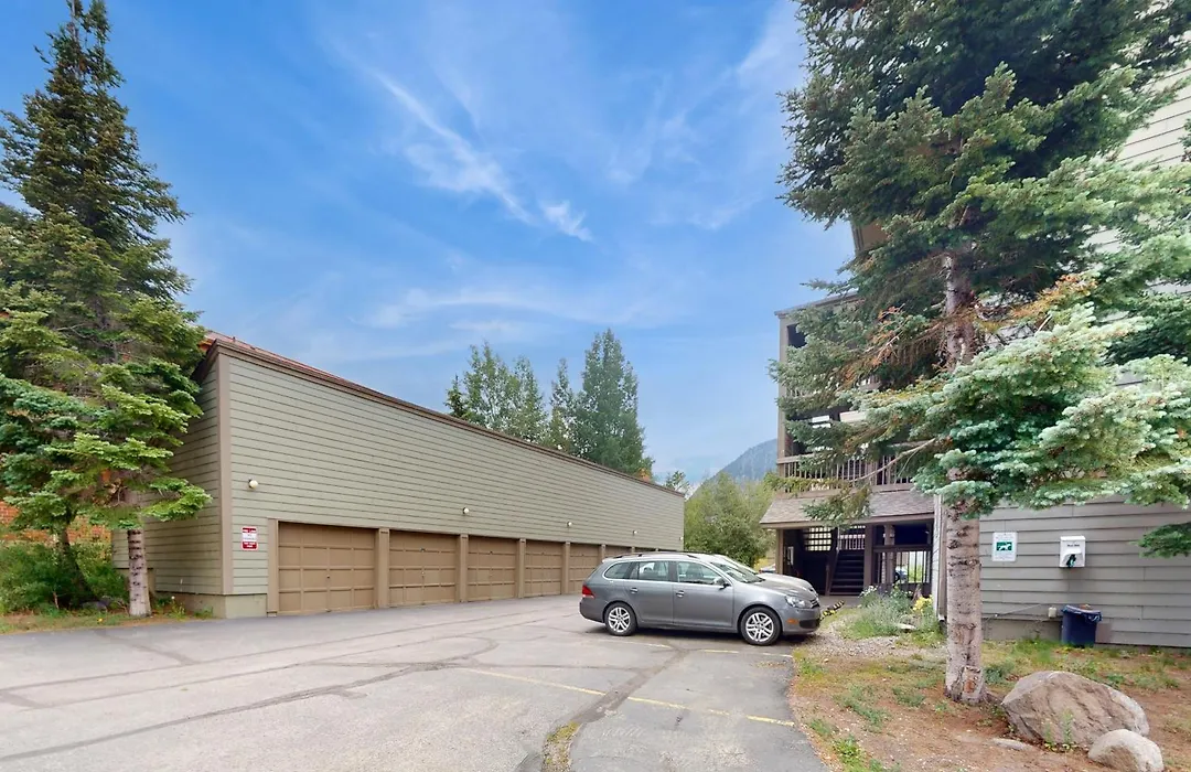 Meadow Creek Condo Unit 110-1