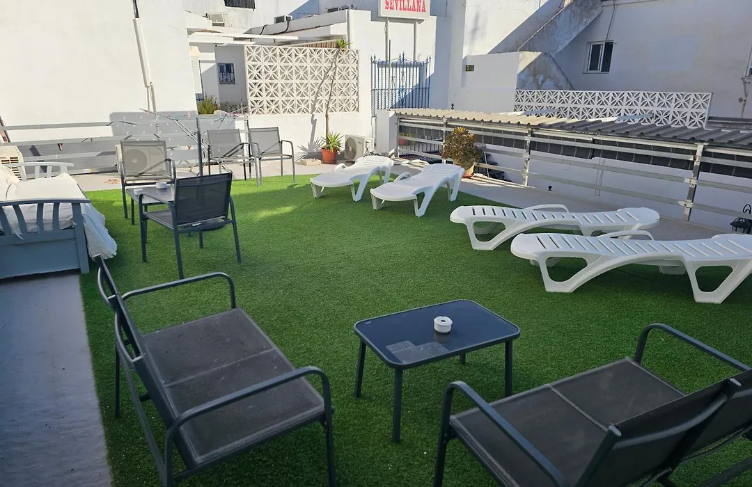 Hostal Sevillana Costa-1