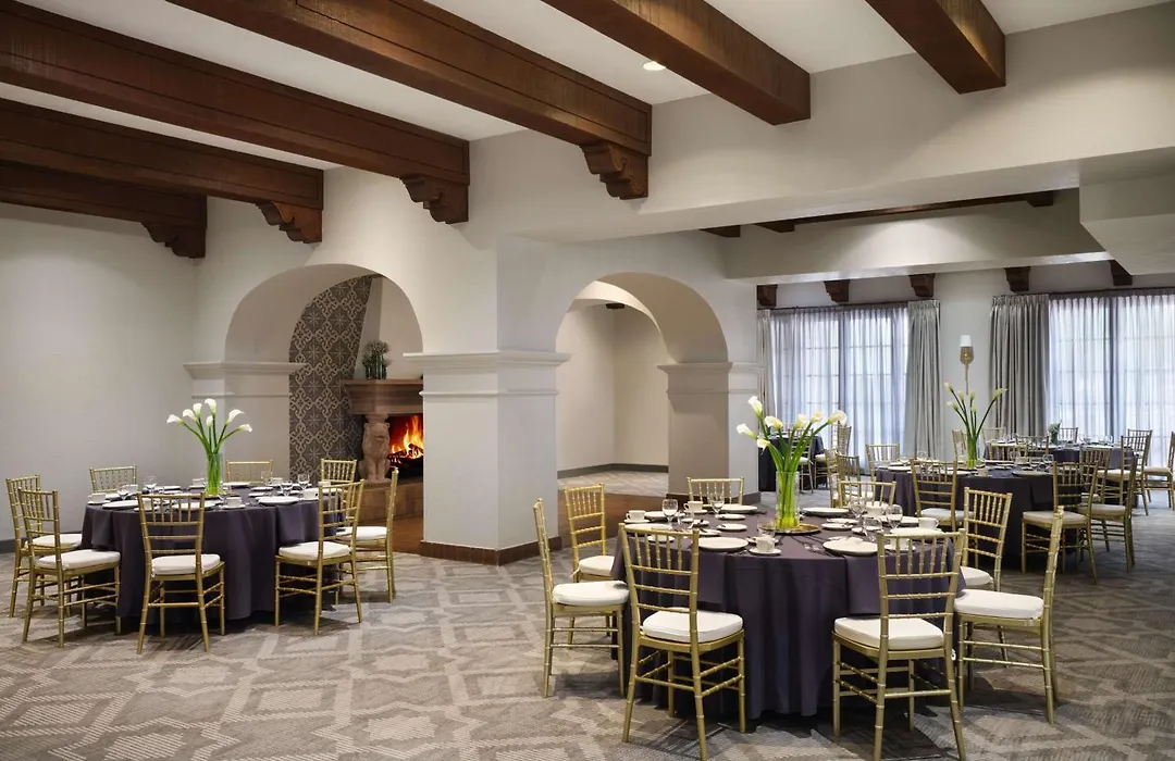 Doubletree By Hilton Austin-1